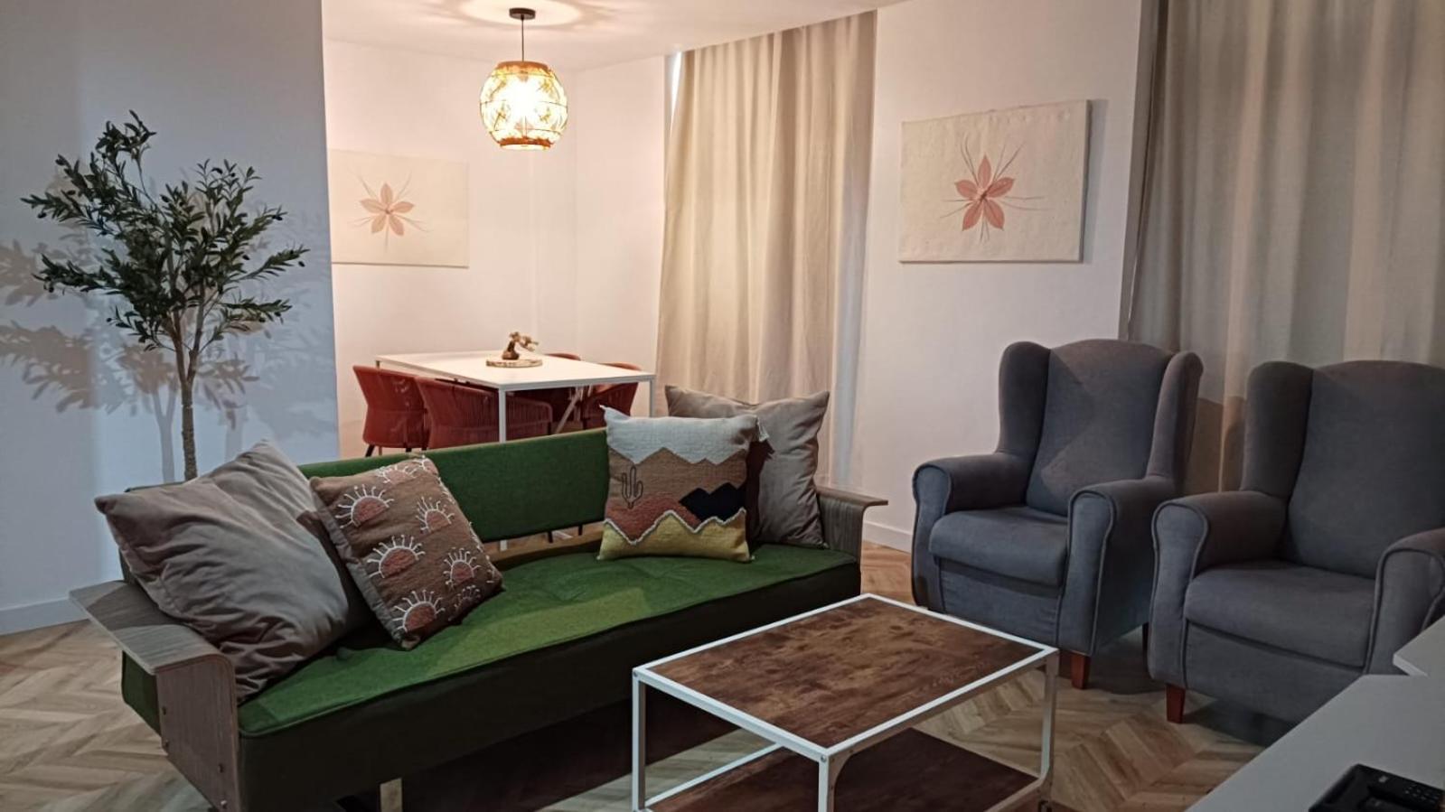 Centro Linares Santiago Pondos Appartement